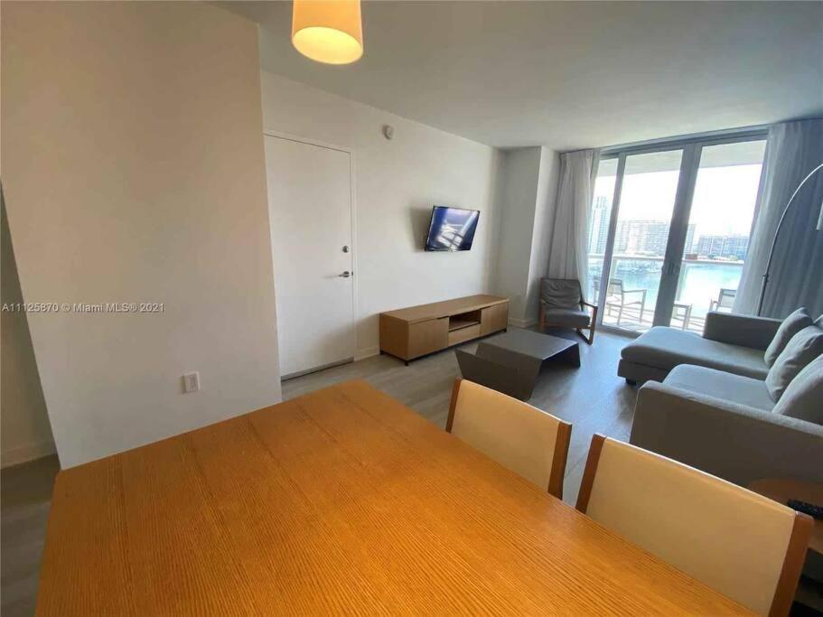 1 BD 1 BA @Beachwalk Resort Hallandale Beach Exterior foto